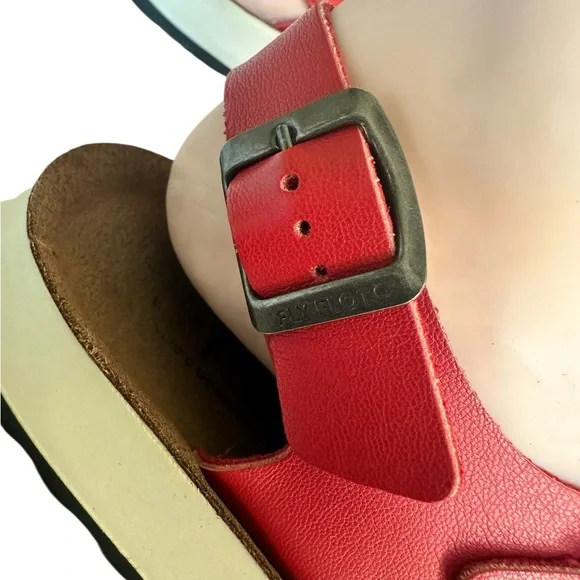 Fly Flot Woman’s Vibrant Red Sandals/Slippers  Made in Italy US 7 - Picture 7 of 10